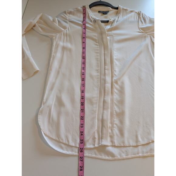Vince Silk Shirt Blouse Hidden Button Sheer Stripe Classic Career Cream Size 4 - Picture 10 of 10